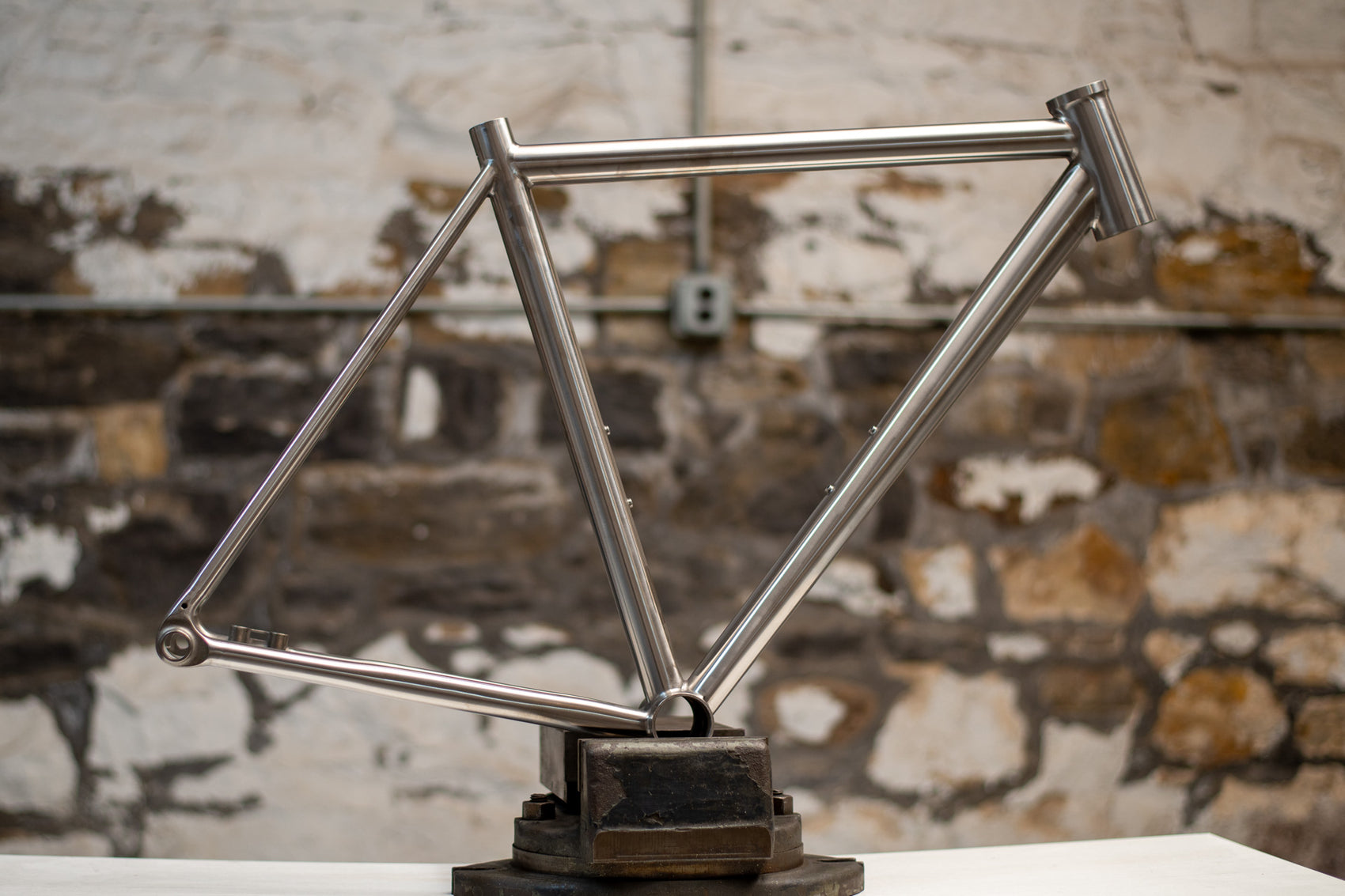 No. 22 Great Divide Disc titanium frameset, raw finish, drive-side profile